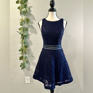 Speechless Junior’s Size 7 Blue Sequin Dress